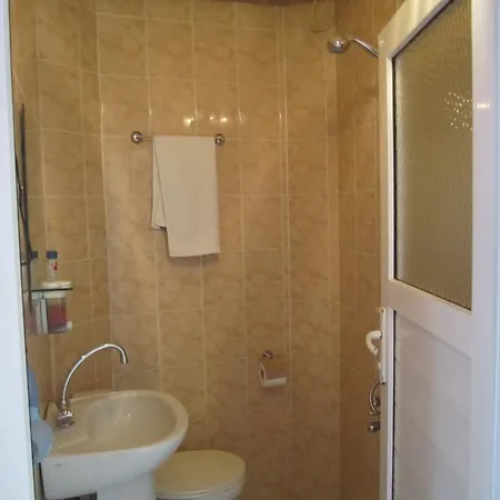 Efe Hotel 2*